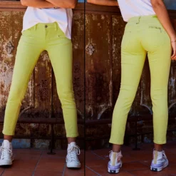 Jean 7-8 éme Freeman T Porter Alexa Cropped magic color jaune